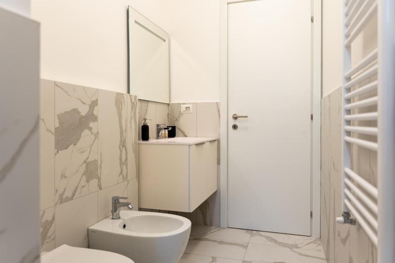 15Min Metro Duomo - Rho Fiera - Skyscraper Kitchen Apartment Milan Exterior photo